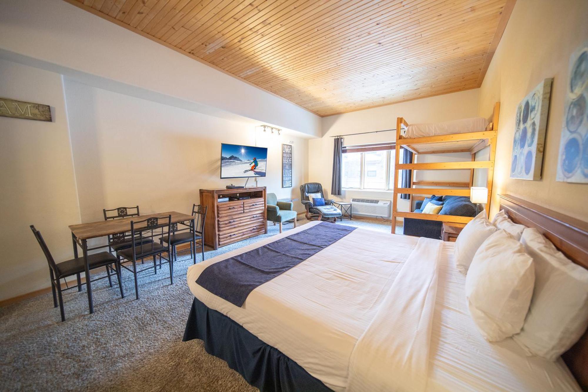 Studios At Gateway Lodge Кийстоун Екстериор снимка